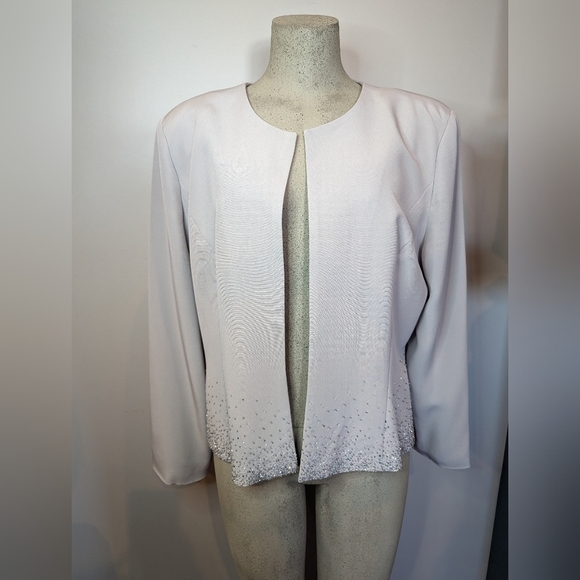 Silver beaded  2 piece lightweight dress set Size 18 - Picture 11 of 17